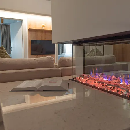 Apartment Luxury 2br Penthouse In With Pool *