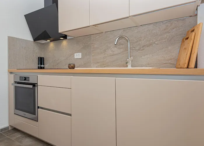 Luxury 2br Penthouse In With Pool דירה *