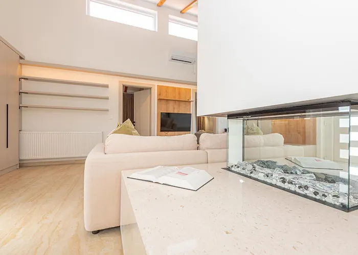 Luxury 2br Penthouse In With Pool דירה *